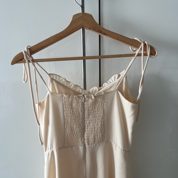 J.ING cream maxi dress with ruffles - Picture 3 of 4